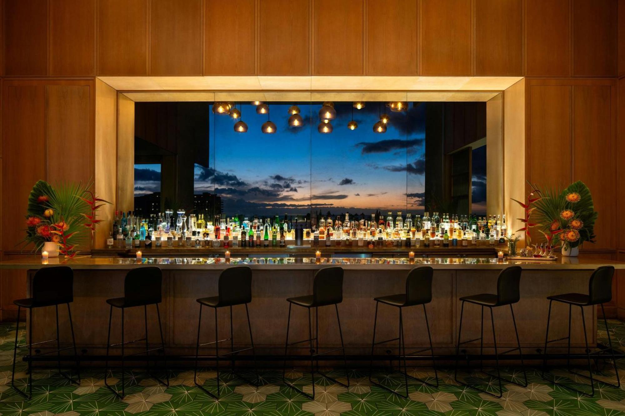The Ritz-Carlton Residences, Waikiki Beach Hotel Honolulu Exterior photo